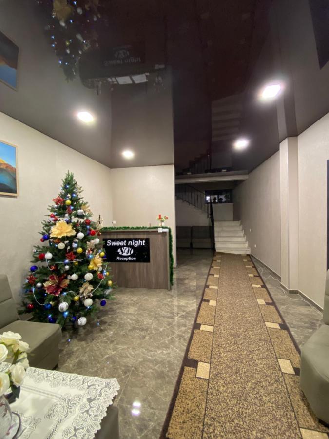 קזבגי Hotel Sweet Night מראה חיצוני תמונה